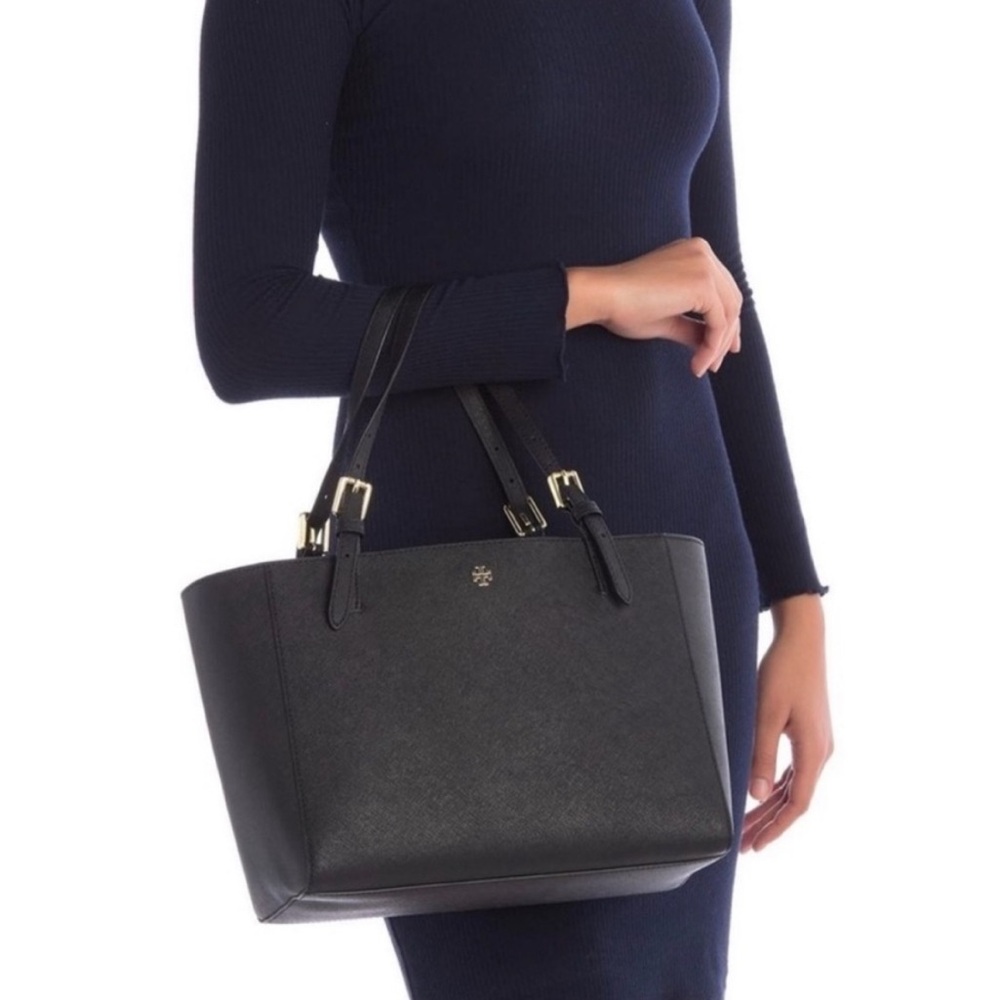 TORY BURCH York Leather Buckle Tote *black*